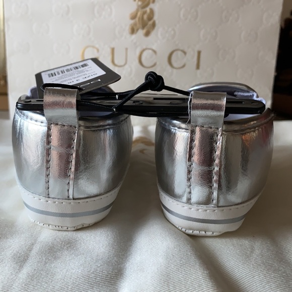 Bebe baby moccasins style of shoe. - Picture 4 of 7